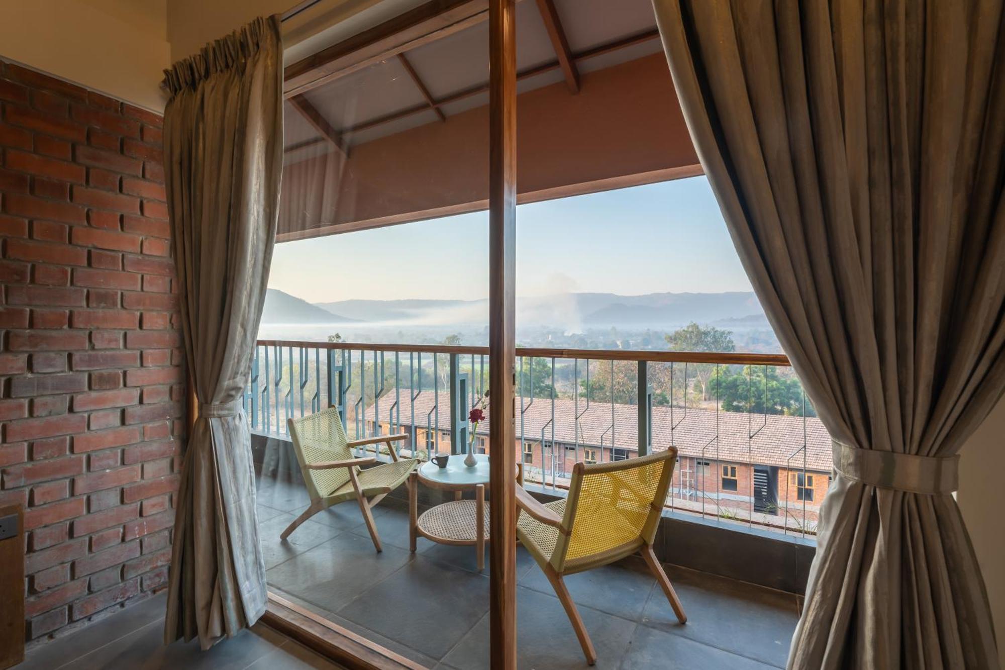 The Foresta Resort ,Mulshi Paud Eksteriør bilde