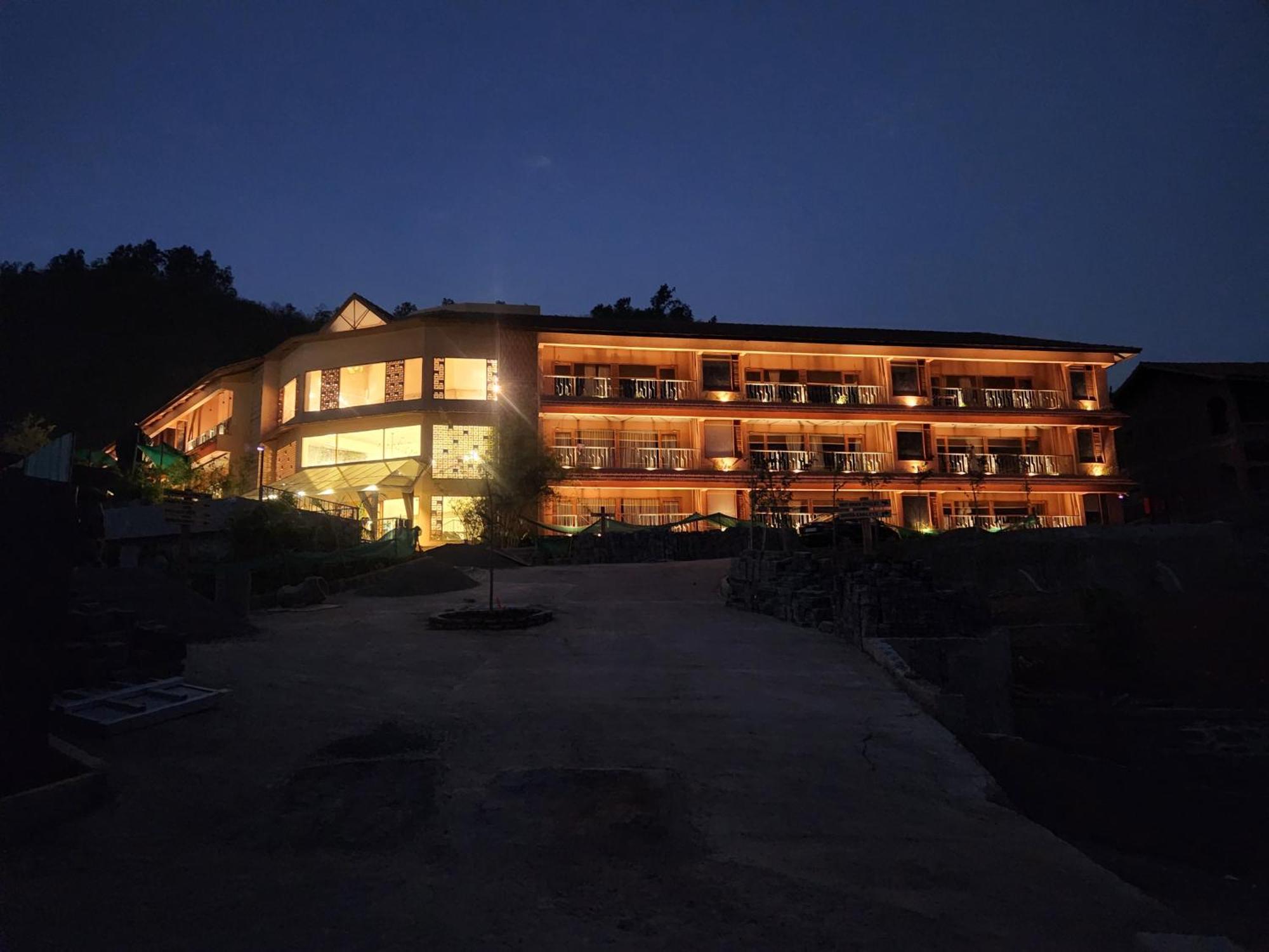The Foresta Resort ,Mulshi Paud Eksteriør bilde